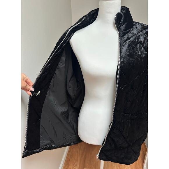 NEW Blank NYC Crushed Velvet Black Puffer Jacket size Small - Picture 7 of 8